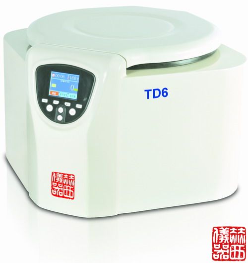 TD6臺(tái)式低速多管架離心機(jī).jpg